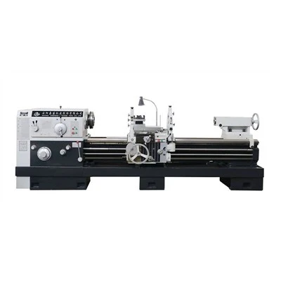 Petite machine de tour